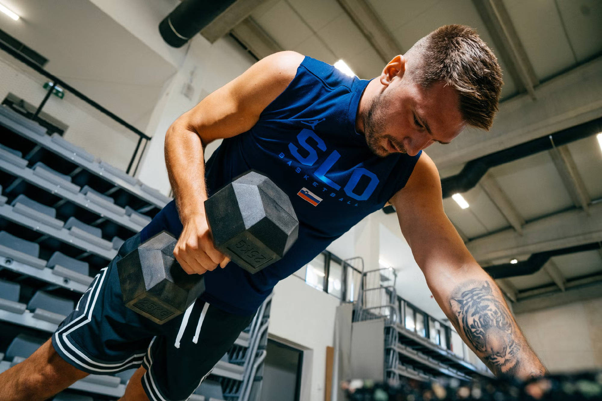 今年是东契奇加盟NBA以来第一次放弃欧洲暑假