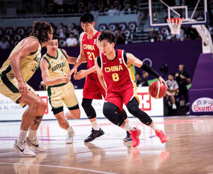 值得敬佩！赵睿诠释男篮精神胡明轩总决赛差点成神